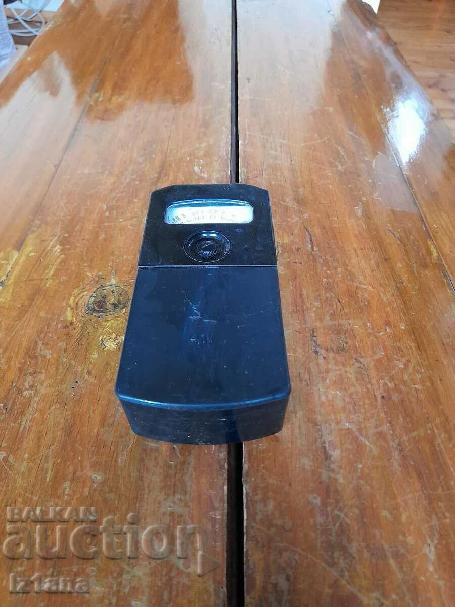 Old ohm meter M57A Old ohm meter M57A