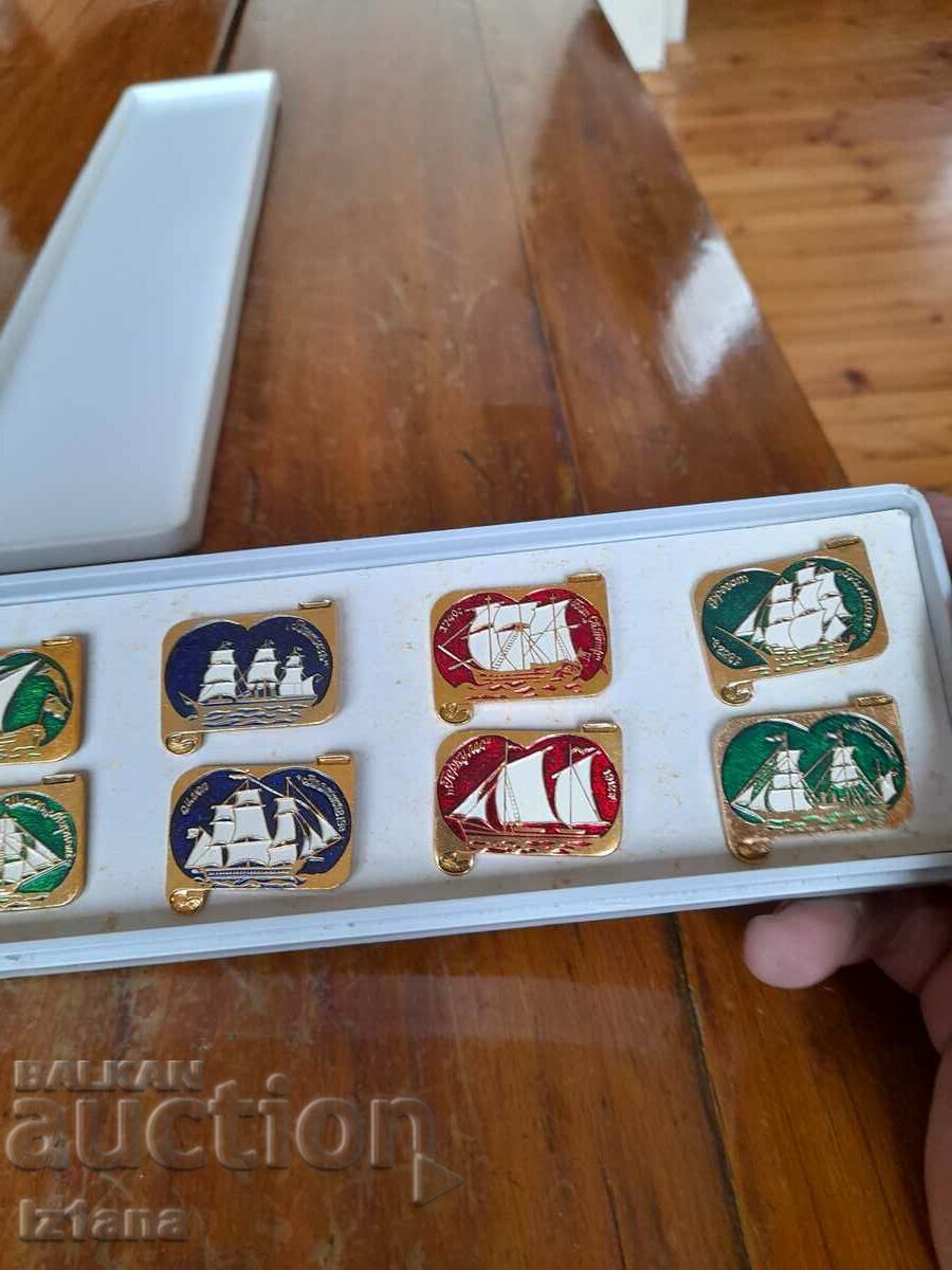 Old badges Ships Heroes, Pioneers - 5 Old badges Ships Heroes, Pioneers - 5