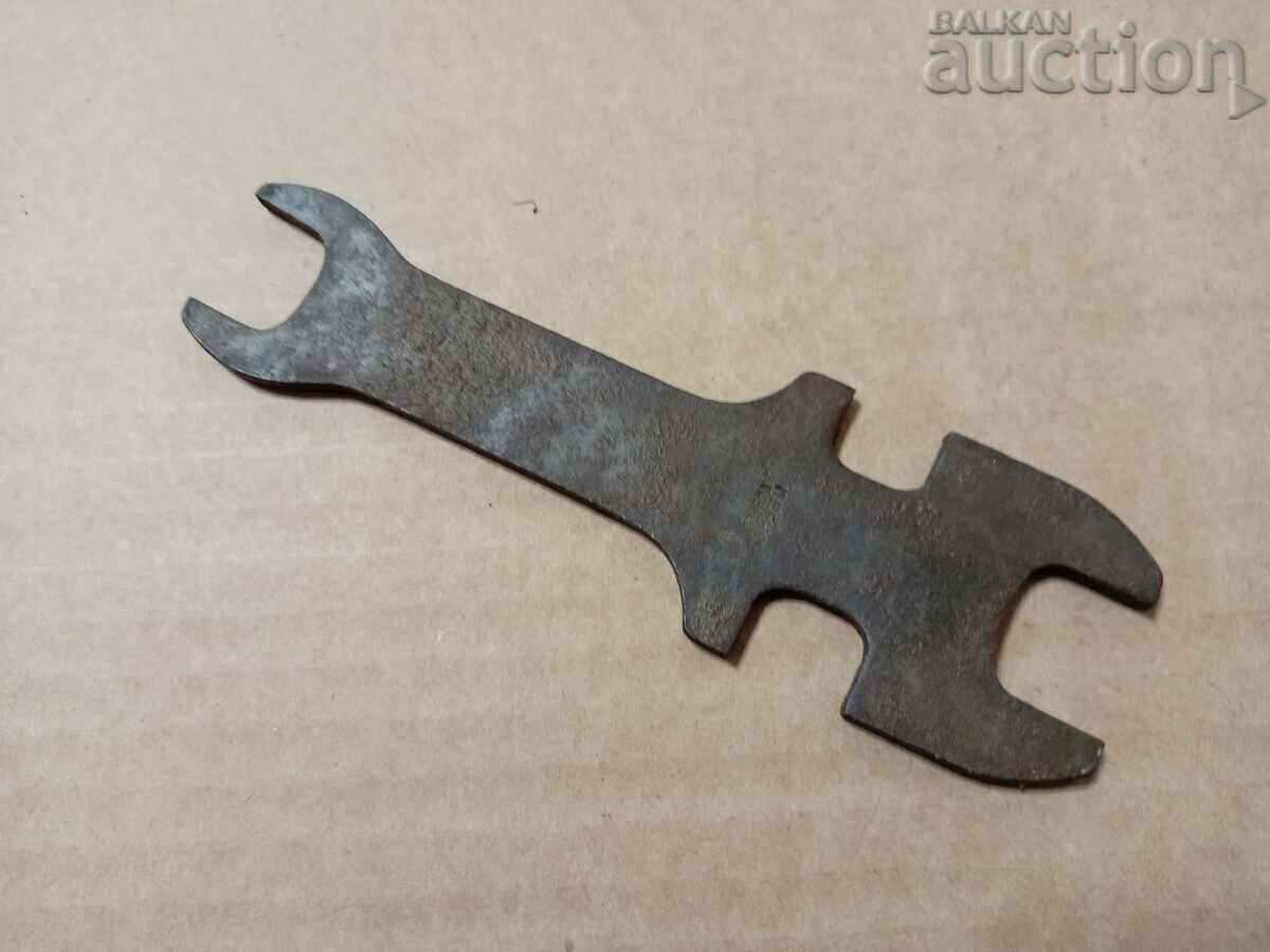 antique combination key Petko Denev Gabrovo with price 21.00 BGN | € 10.74