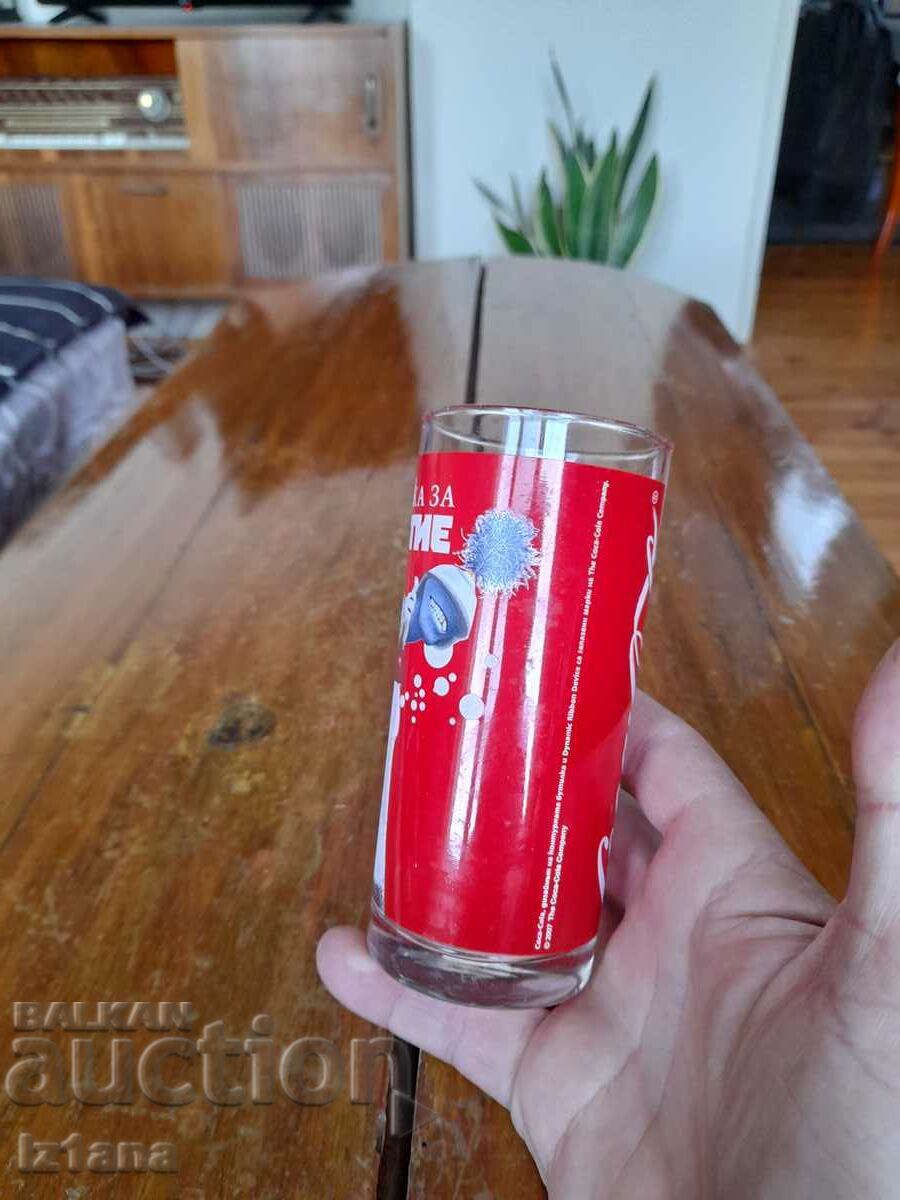 Delivery of An old glass of Coca Cola, Coca Cola Delivery of An old glass of Coca Cola, Coca Cola