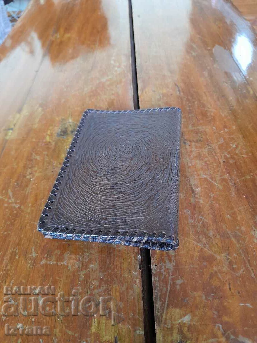 Delivery of Old leather folder Delivery of Old leather folder