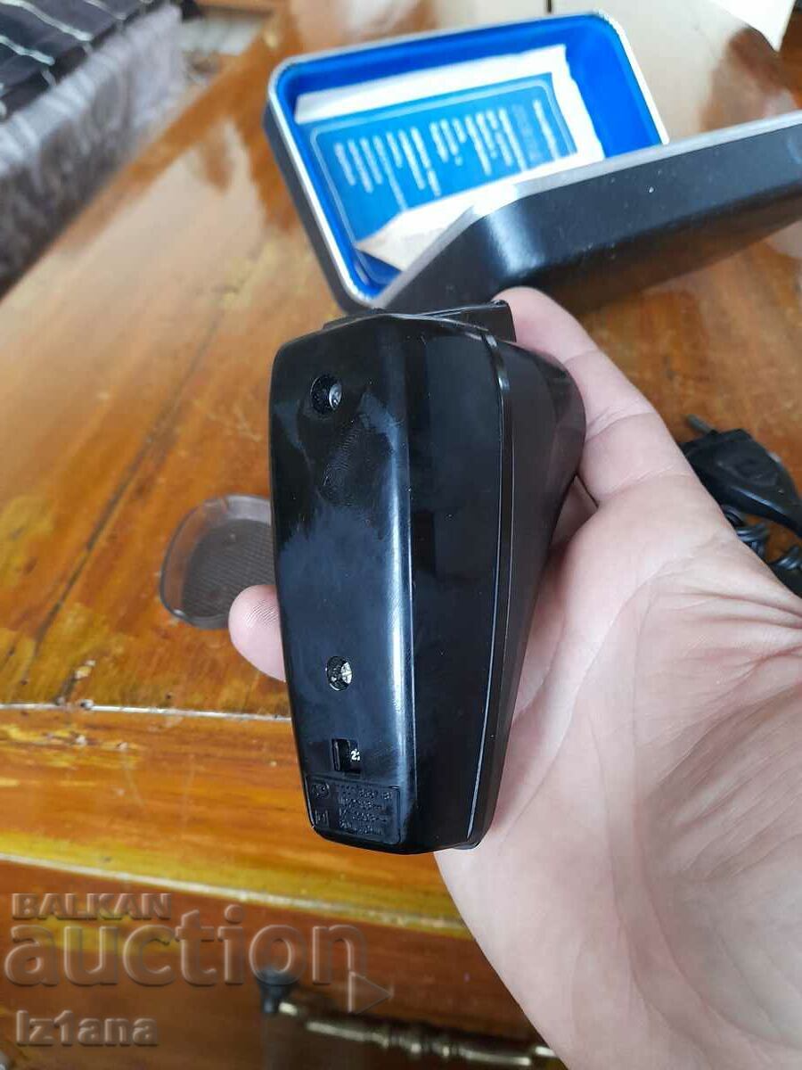 Old electric shaver Berdsk 7 - 5 Old electric shaver Berdsk 7 - 5