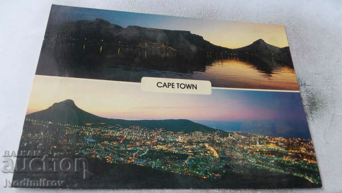 Carte poștală reflectată de Muntele de masă din Cape Town
