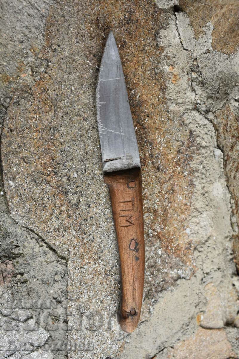 An old knife blade