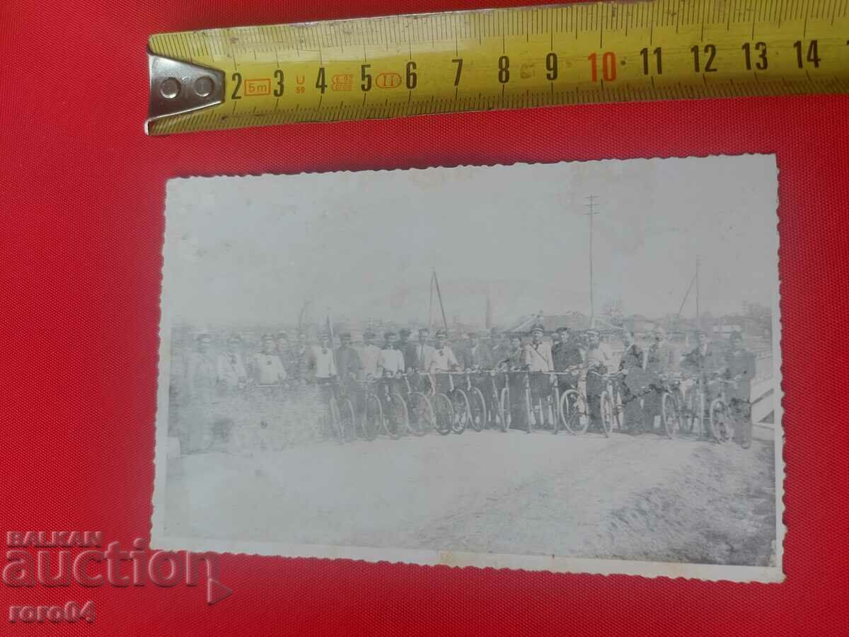 ROLLERS - SEASON OPENER - 1944 with price 22.50 BGN | € 11.50 ROLLERS - SEASON OPENER - 1944 with price 22.50 BGN | € 11.50