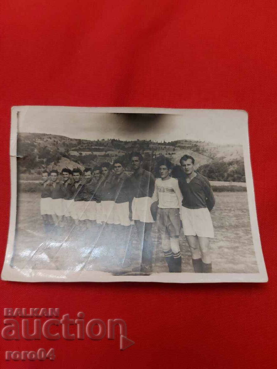 FOOTBALL PLAYERS with price 13.50 BGN | € 6.90 FOOTBALL PLAYERS with price 13.50 BGN | € 6.90