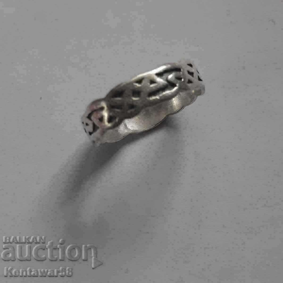Silver ring 2.94 g / 925 - 5 Silver ring 2.94 g / 925 - 5