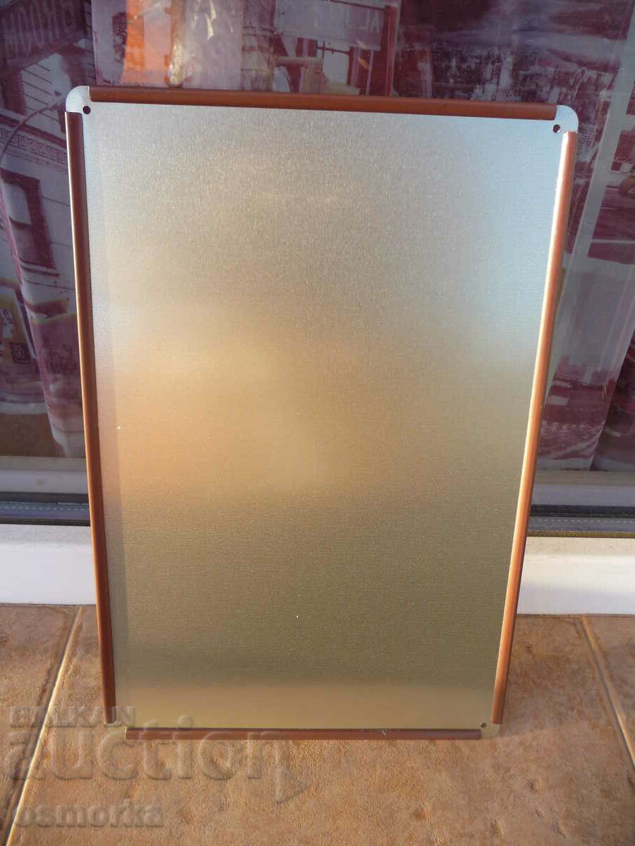 Auction Indian Roadmaster Chief 1953 motorcycle metal plate Auction Indian Roadmaster Chief 1953 motorcycle metal plate