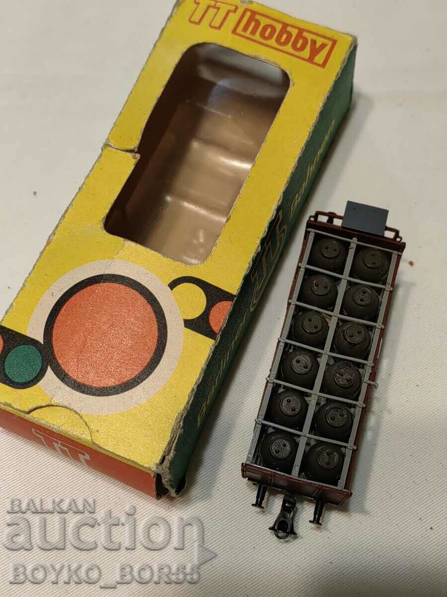 Delivery of Rare Vintage German Wagon Toy Berliner TT Bahnen Delivery of Rare Vintage German Wagon Toy Berliner TT Bahnen