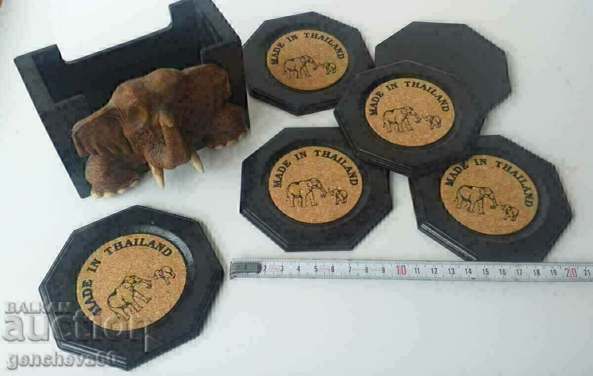Licitație SET VINTAGE suport cu suporturi pentru pahare Licitație SET VINTAGE suport cu suporturi pentru pahare