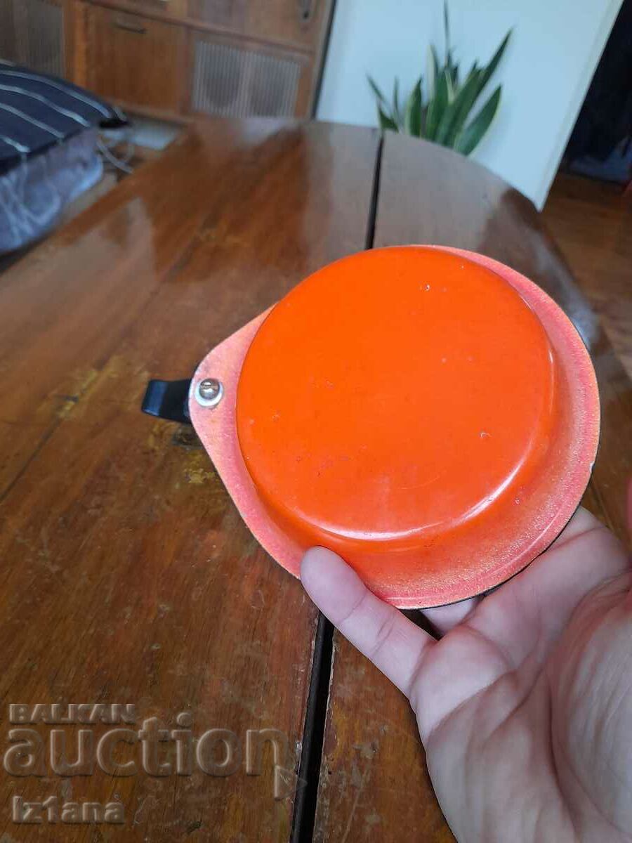 Delivery of Old enameled omelet pan, pan Delivery of Old enameled omelet pan, pan