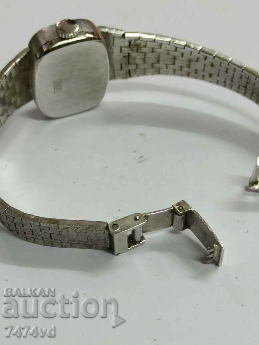 SILVER STYLISH WOMEN'S WATCH - 5 SILVER STYLISH WOMEN'S WATCH - 5