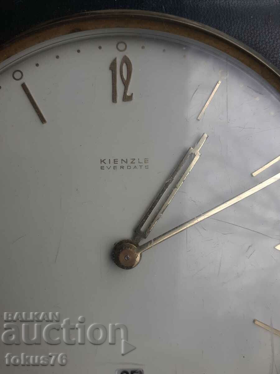 Old German Kienzle desk clock with price 119.00 BGN | € 60.84 Old German Kienzle desk clock with price 119.00 BGN | € 60.84