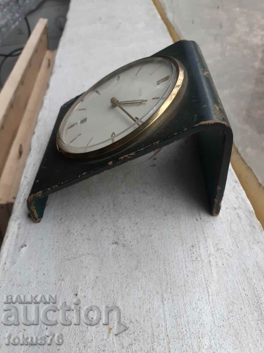 Delivery of Old German Kienzle desk clock Delivery of Old German Kienzle desk clock