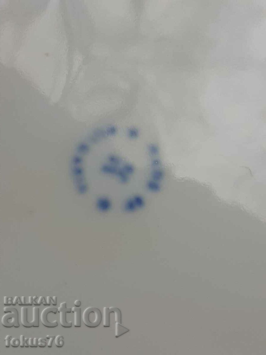 Lot de farfurii din portelan bulgaresc cu model frumos - 4 bucati cu stampila - 5