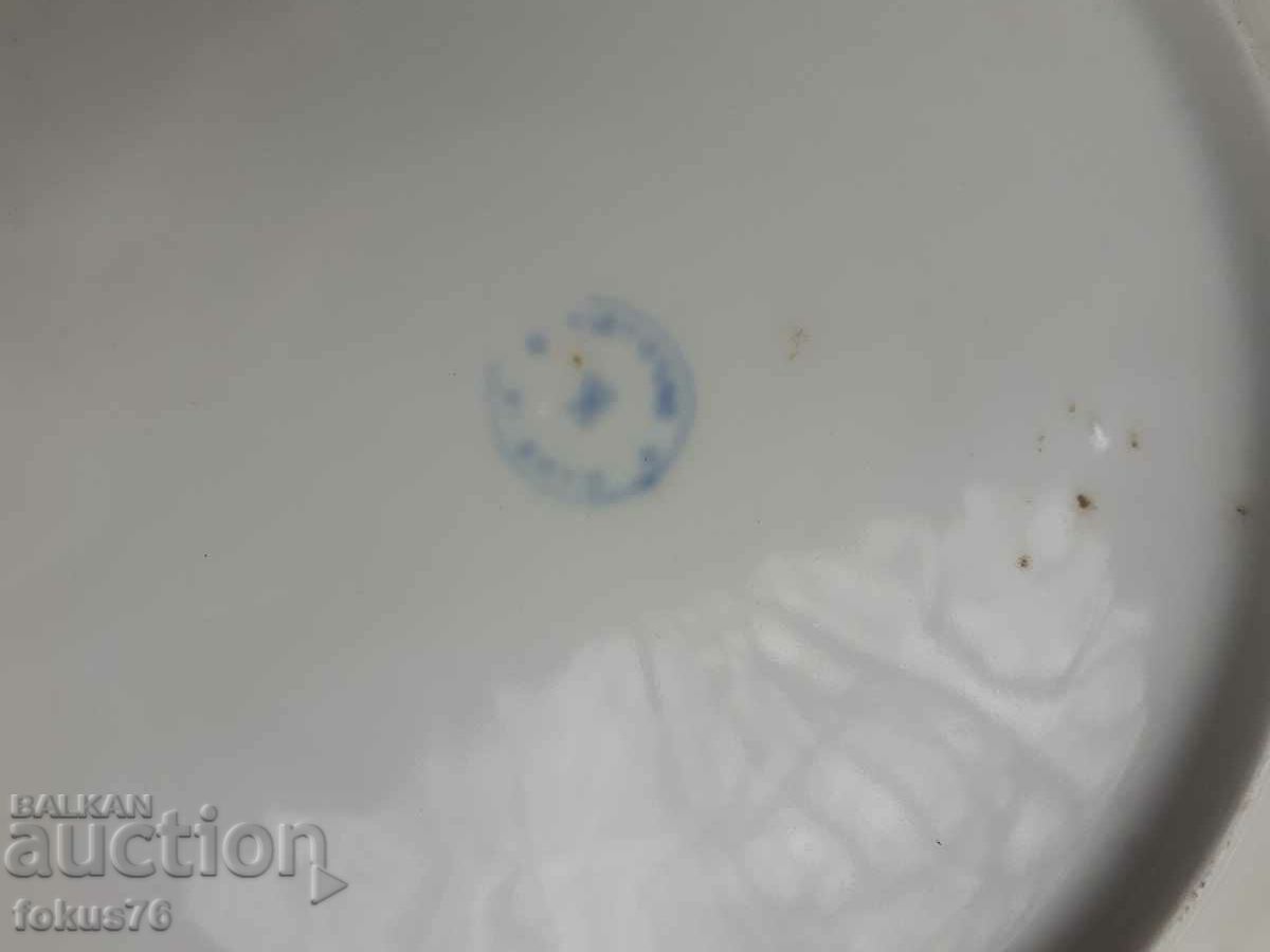 Lot de farfurii din portelan bulgaresc cu model frumos - 4 bucati cu stampila - 7