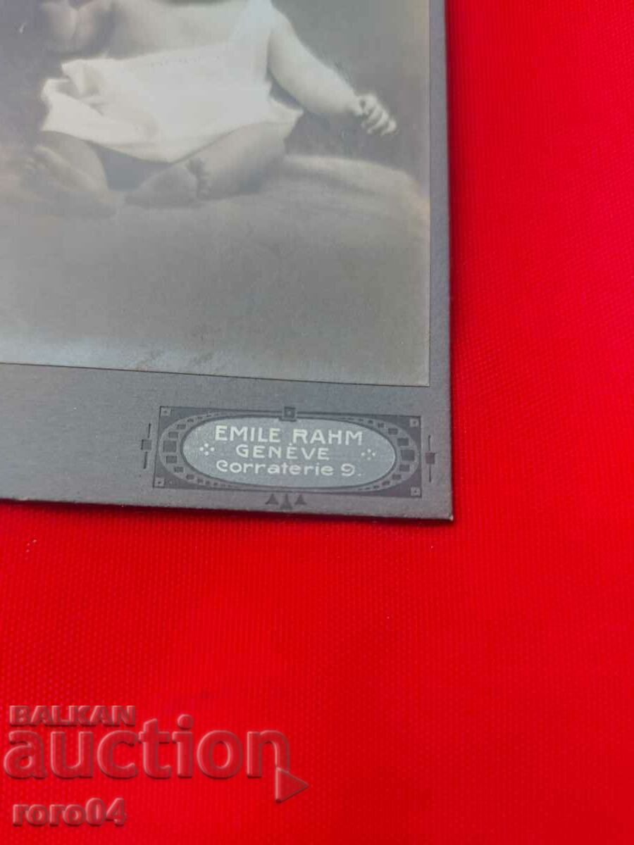 Delivery of STAR PHOTOGRAPHY - CARD