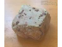 Πέτρινο ορυκτό Μαγνητίτης σε πέτρα