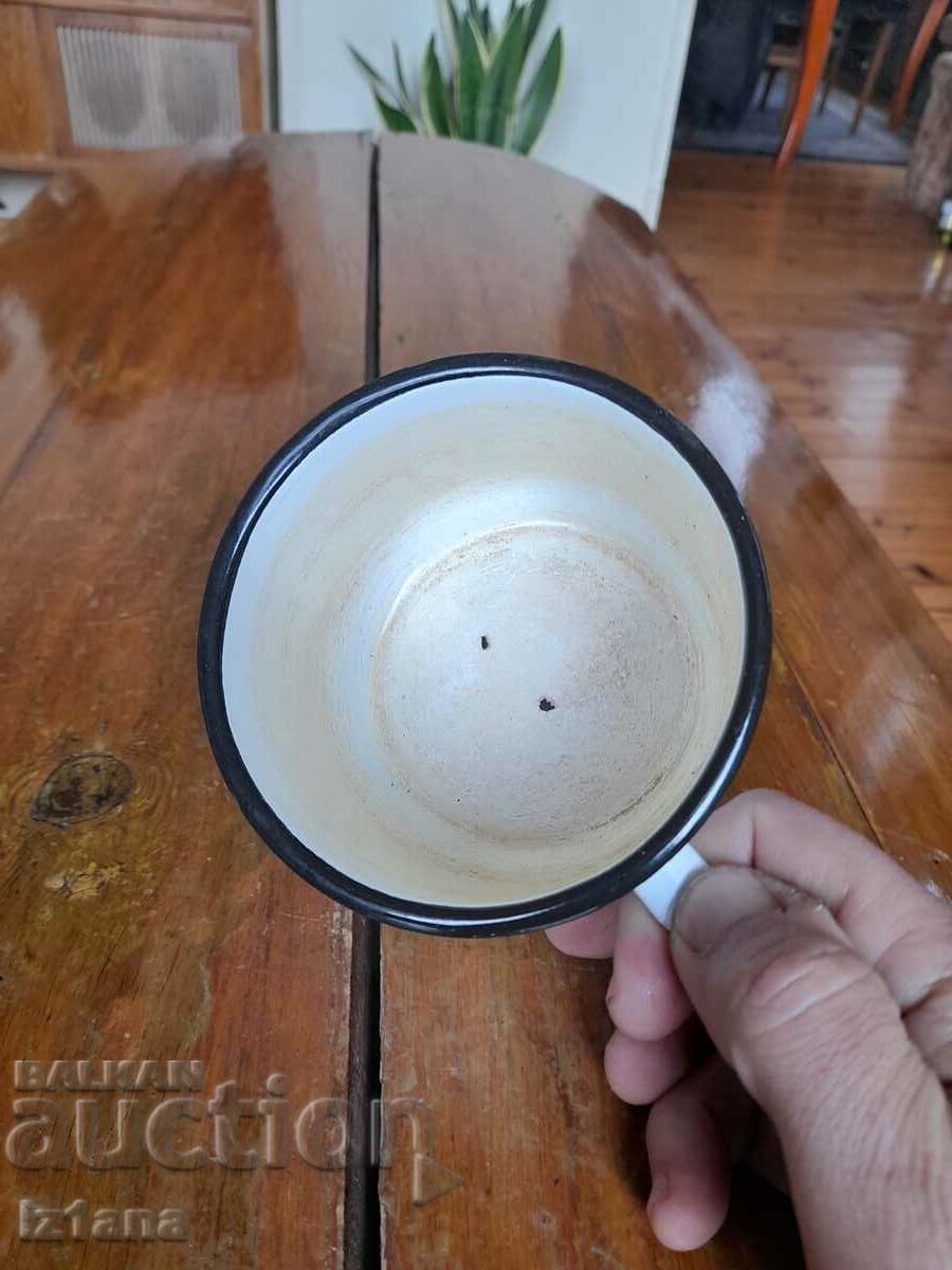 Παράδοση Παλιά σμάλτο κανάτα, γυαλί Παράδοση Παλιά σμάλτο κανάτα, γυαλί