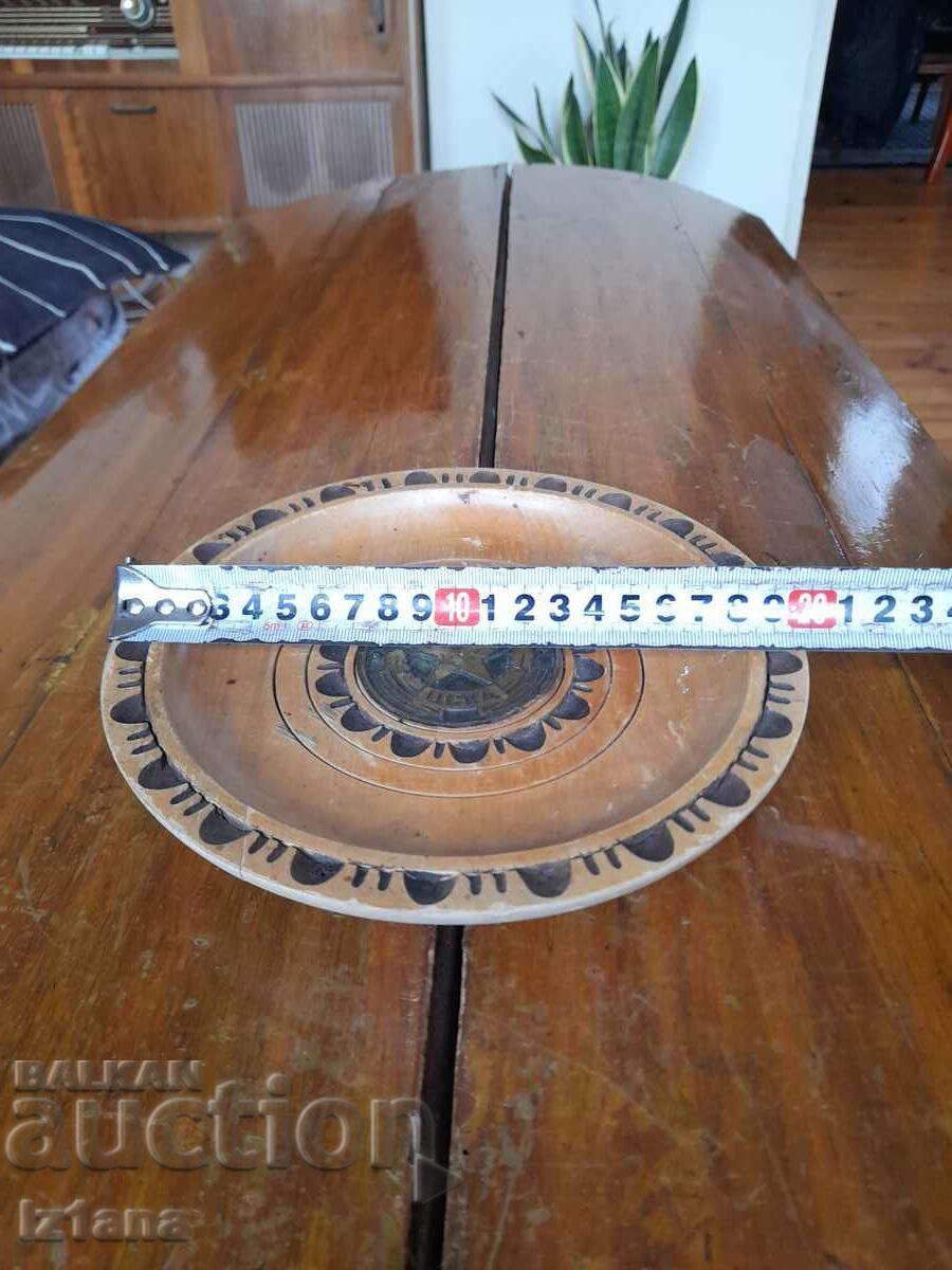 Placă veche de perete CSKA cu preț 33.00 BGN | € 16.87 Placă veche de perete CSKA cu preț 33.00 BGN | € 16.87