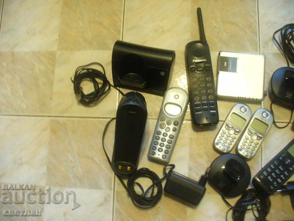 LOT COMUNICARE-EL SCRAP cu preț 42.50 BGN | € 21.73