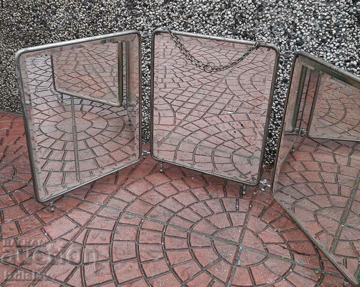 Delivery of Military, officer folding mirror triptych 19c Delivery of Military, officer folding mirror triptych 19c