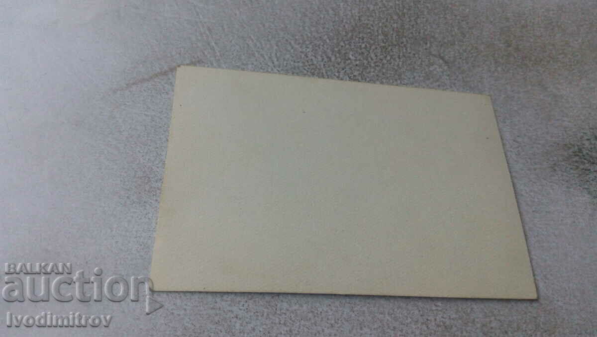 Photo Officers and soldiers spread a blanket on the ground with price 0.75 BGN | € 0.38 Photo Officers and soldiers spread a blanket on the ground with price 0.75 BGN | € 0.38