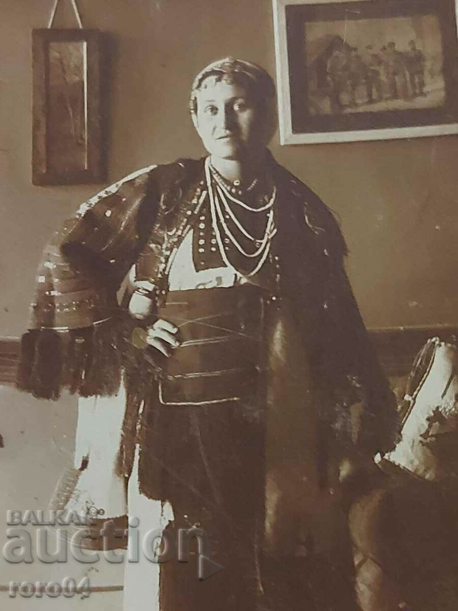 Livrarea FATA - COSTUM - RUSE - 1917