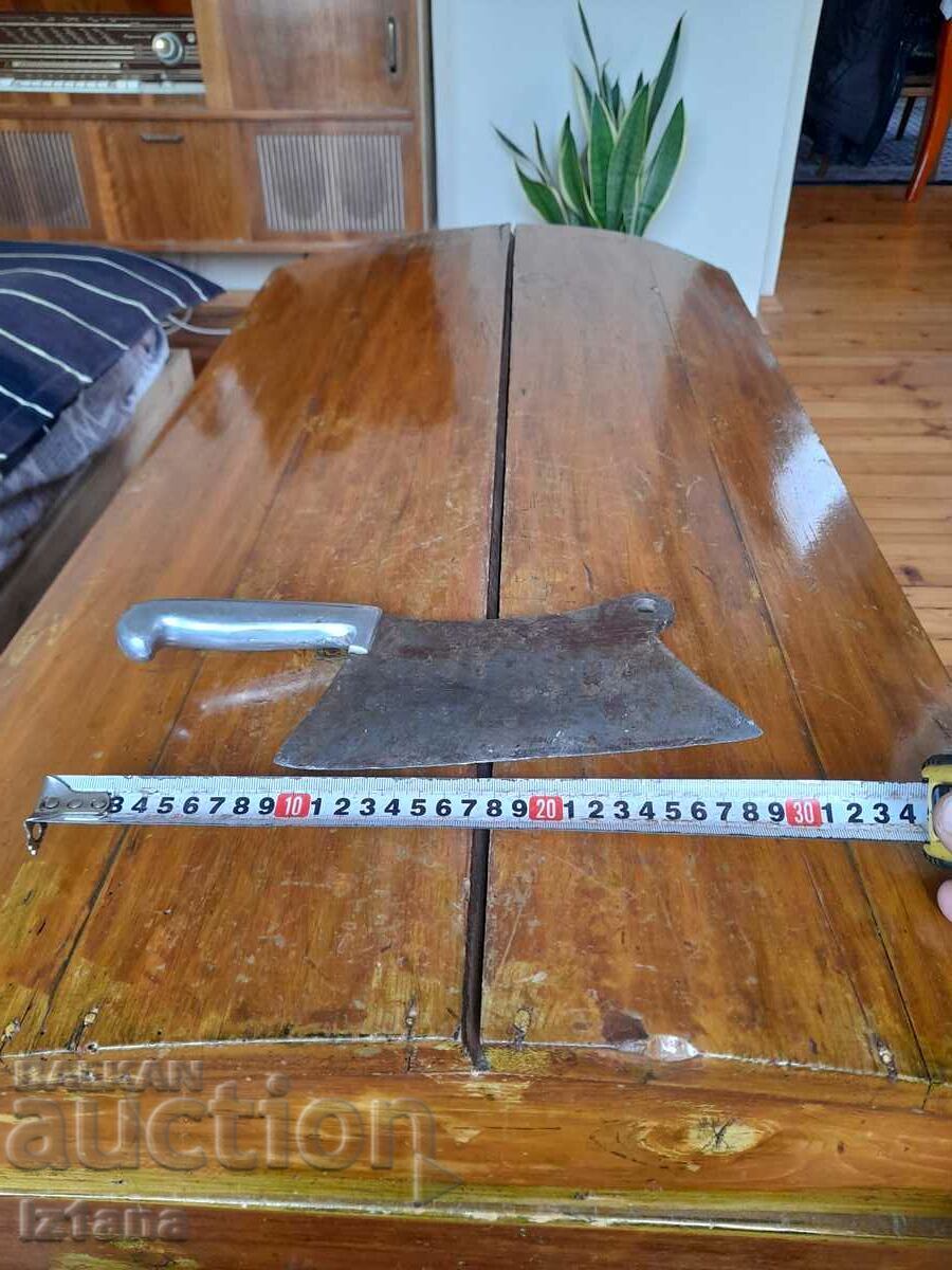 Γέρος σάτυρος με τιμή 80.00 BGN | € 40.90