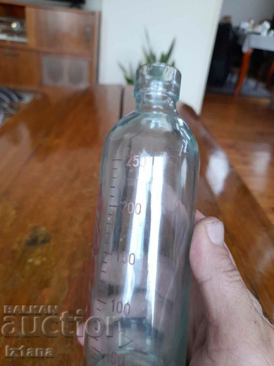 Old measuring cup for feeding babies Baby with price 12.00 BGN | € 6.14 Old measuring cup for feeding babies Baby with price 12.00 BGN | € 6.14