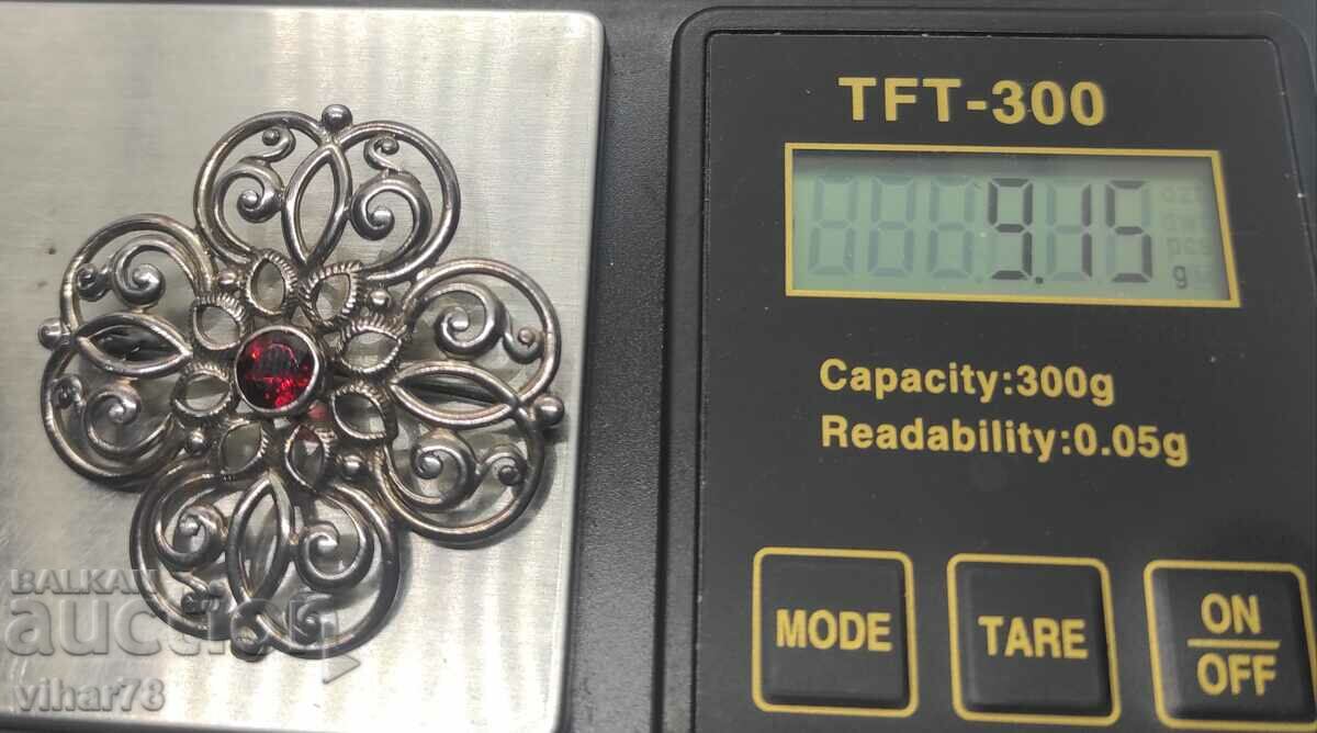 Livrarea BRANDA VECHE - ARGINT CU RUBIN Livrarea BRANDA VECHE - ARGINT CU RUBIN