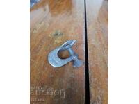 Veche bandă de cauciuc