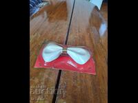 Old hairpin bow tie