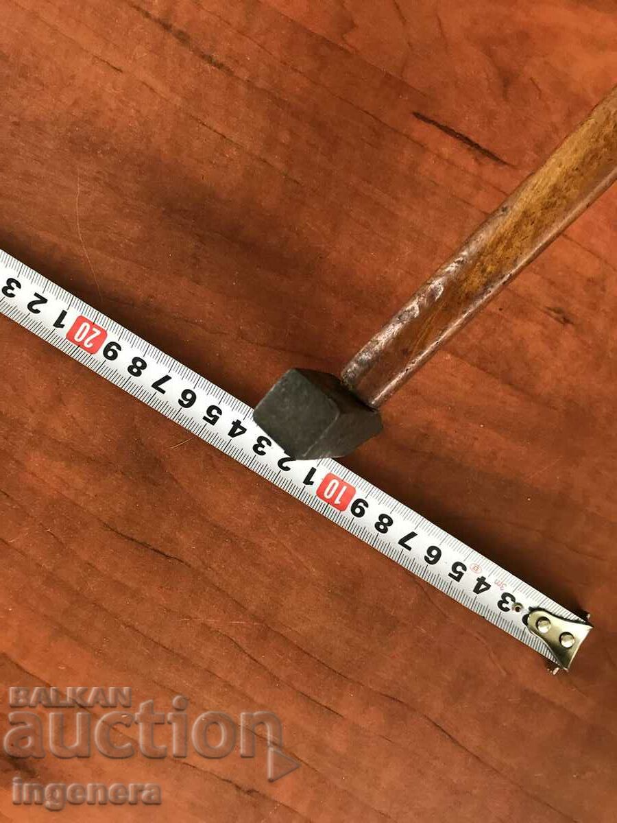 Delivery of HAMMER HAMMER OLD TOOL-160 GR Delivery of HAMMER HAMMER OLD TOOL-160 GR