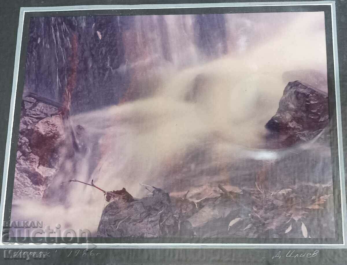 I am selling a painting by Dimitar Iliev. with price 150.00 BGN | € 76.69 I am selling a painting by Dimitar Iliev. with price 150.00 BGN | € 76.69