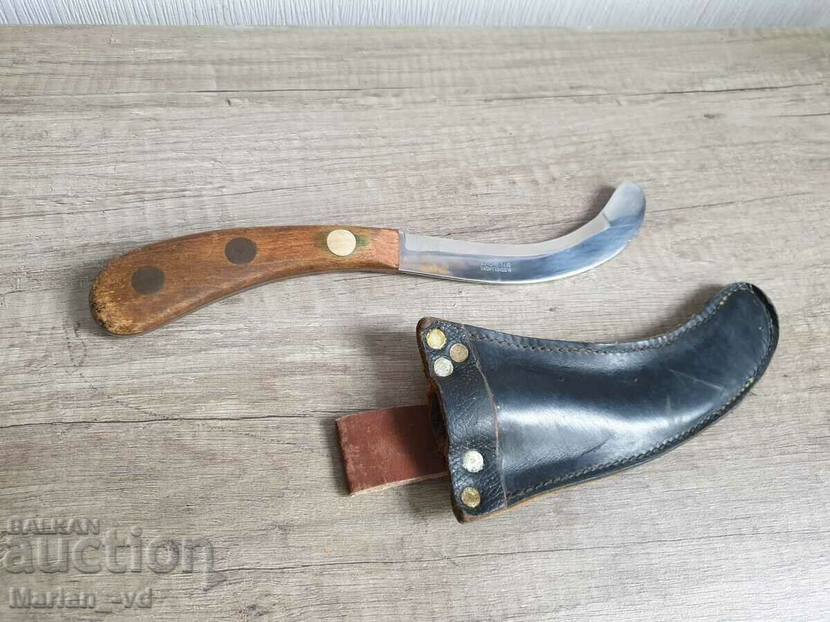 Old military knife H. Schellhorn Offenbach / M , Germany with price 400.00 BGN | € 204.52 Old military knife H. Schellhorn Offenbach / M , Germany with price 400.00 BGN | € 204.52
