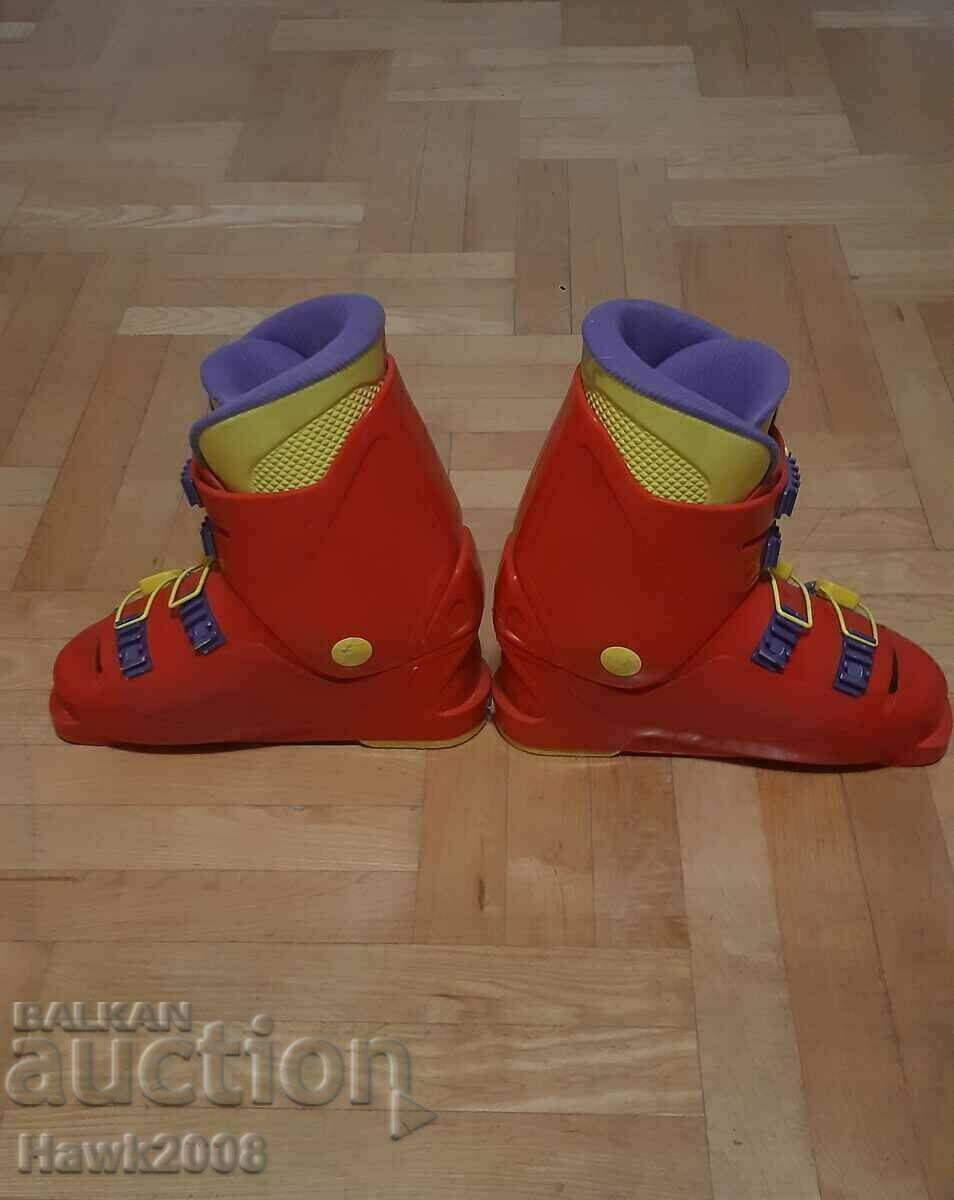 Licitație Cizme de schi pentru copii San Marco Jx4 36.5 Licitație Cizme de schi pentru copii San Marco Jx4 36.5