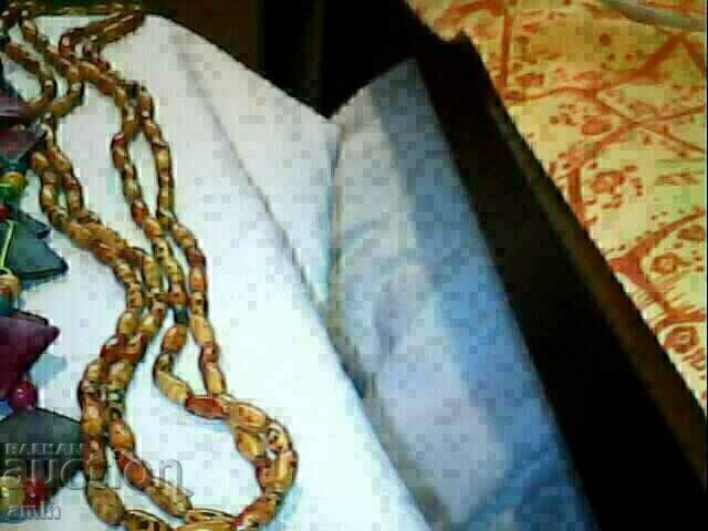 Many old, beautiful necklaces KO with price 40.00 BGN | € 20.45 Many old, beautiful necklaces KO with price 40.00 BGN | € 20.45