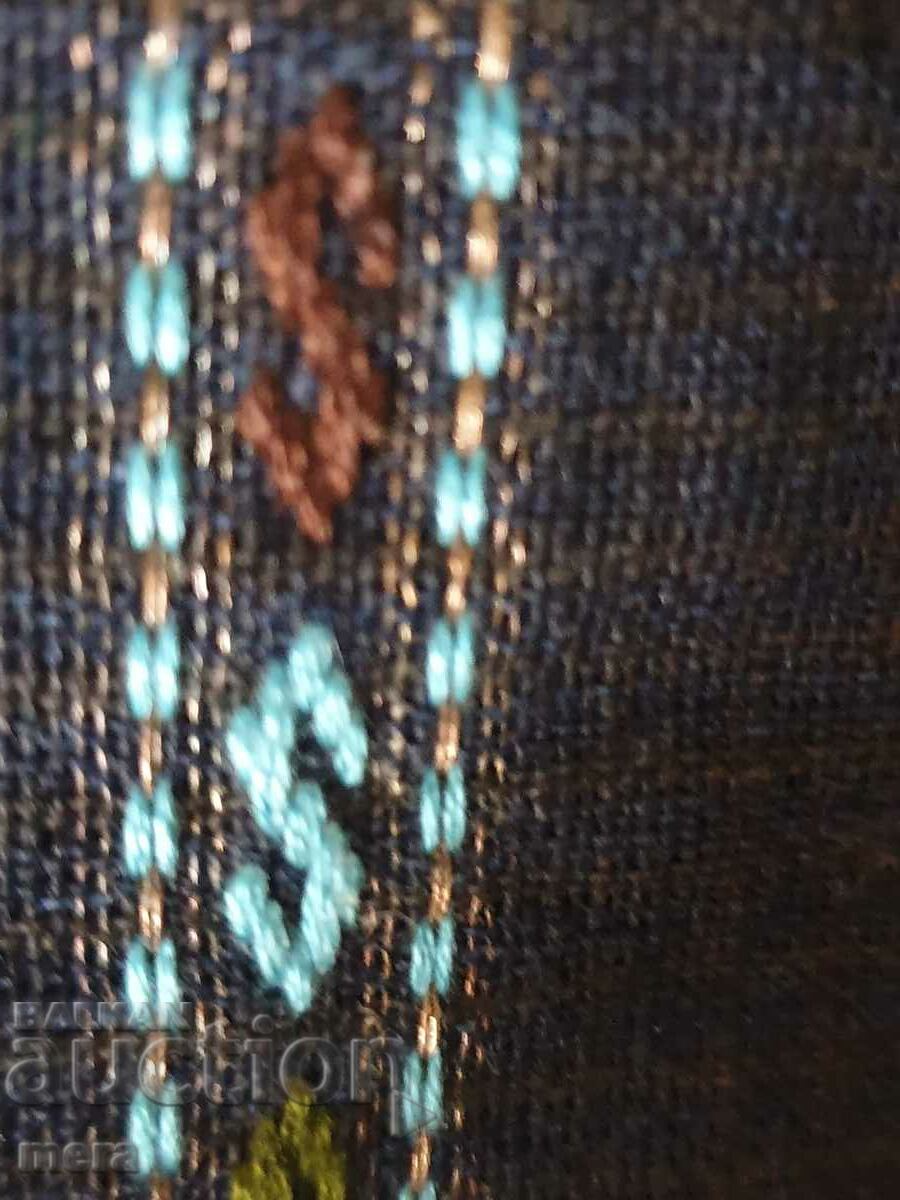 An authentic apron costume - 5