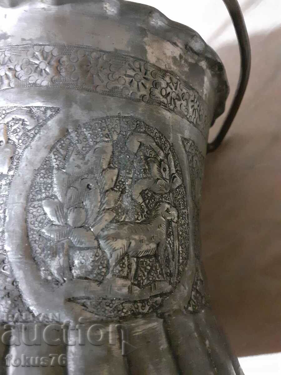 Auction  Old ottoman copper pot copper kanche hammered and engraved
