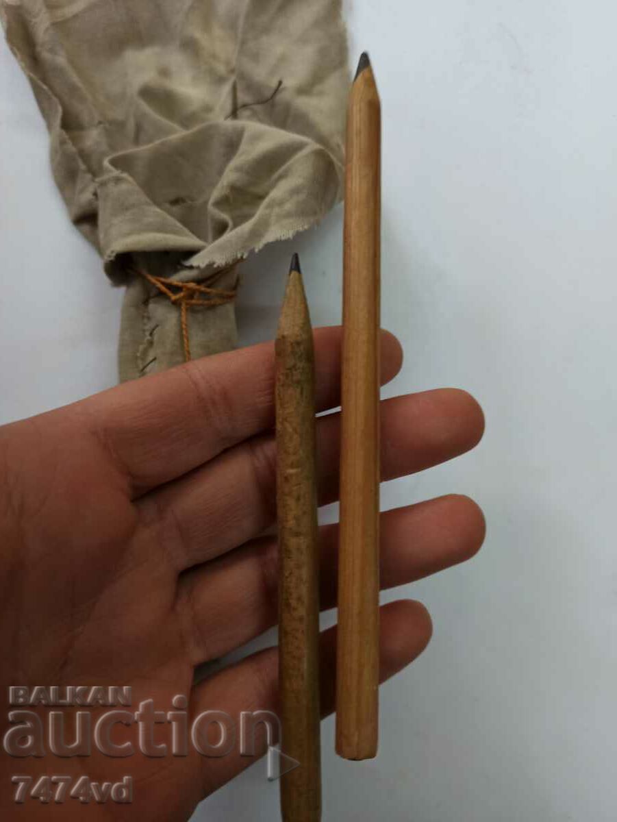 Auction 2 OLD CELL COILS, PENCILS FOR BLACKBOARD Auction 2 OLD CELL COILS, PENCILS FOR BLACKBOARD