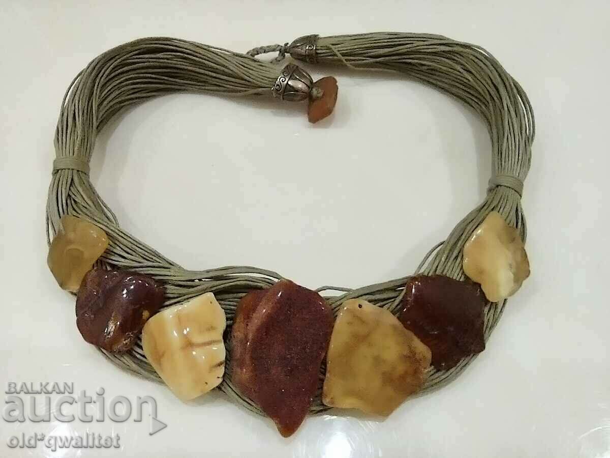 Delivery of Old elegant necklace with Amber and bronze elements Delivery of Old elegant necklace with Amber and bronze elements
