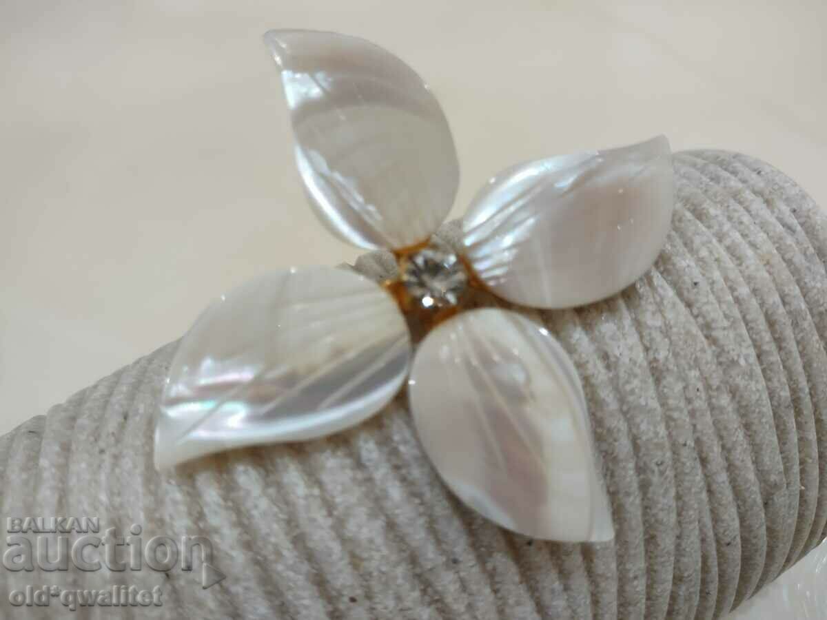 BROOCH large lovely scale with mother of pearl BROOCH large lovely scale with mother of pearl