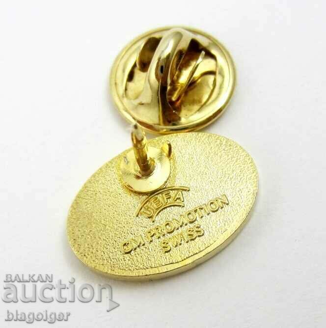 UEFA-УЕФА-FAIR PLAY-Официални Футболни значки-Лот 2 значки с цена 15.00 лв. | € 7.67 UEFA-УЕФА-FAIR PLAY-Официални Футболни значки-Лот 2 значки с цена 15.00 лв. | € 7.67