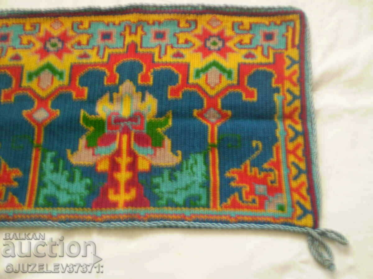 Auction  19th Century Hand Knitted Cushion Multicolored Woolen Conc