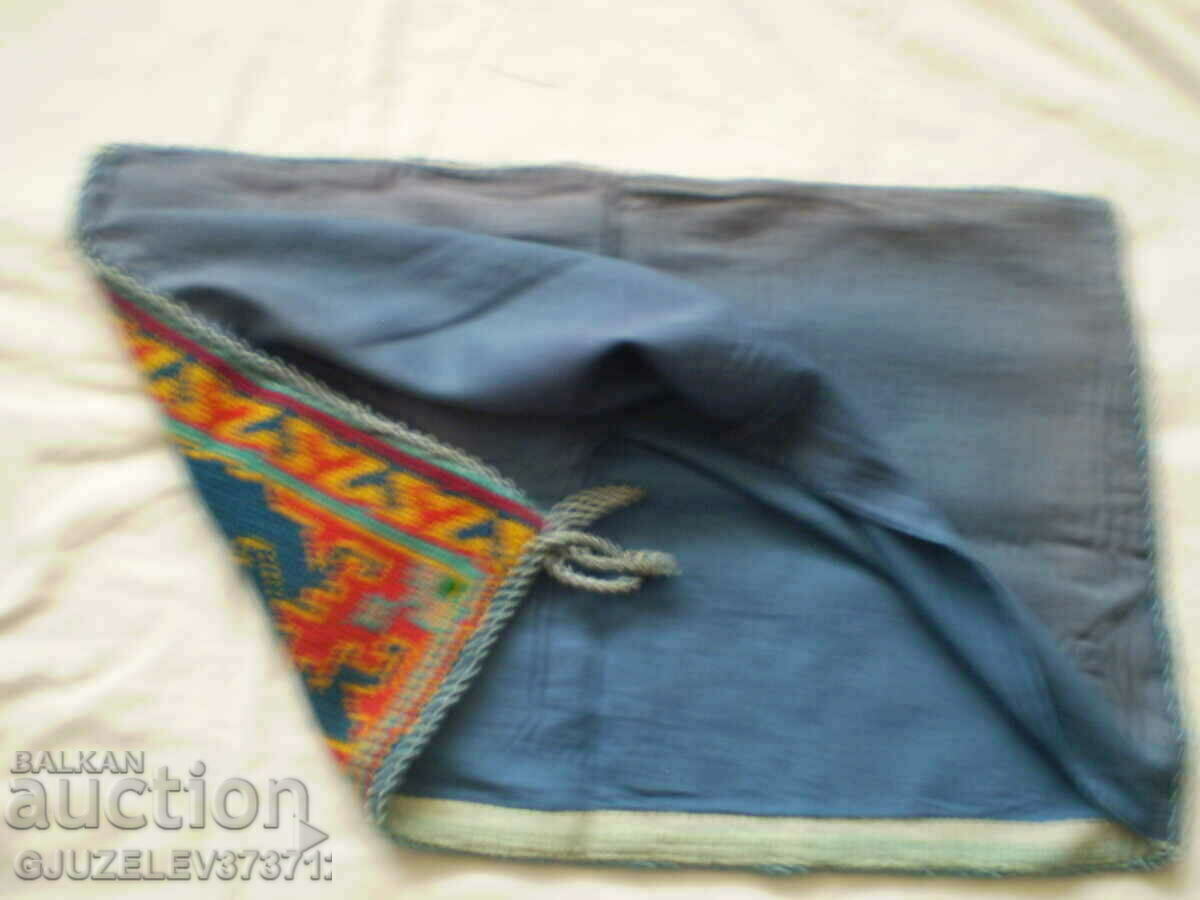 Delivery of 19th Century Hand Knitted Cushion Multicolored Woolen Conc