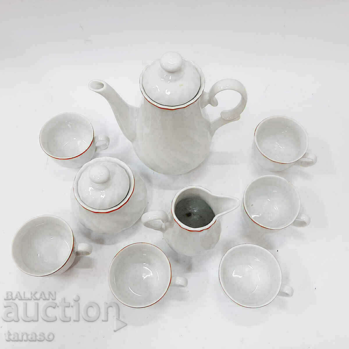 Δημοπρασία Παλιό σετ καφέ από πορσελάνη (5.4) Δημοπρασία Παλιό σετ καφέ από πορσελάνη (5.4)