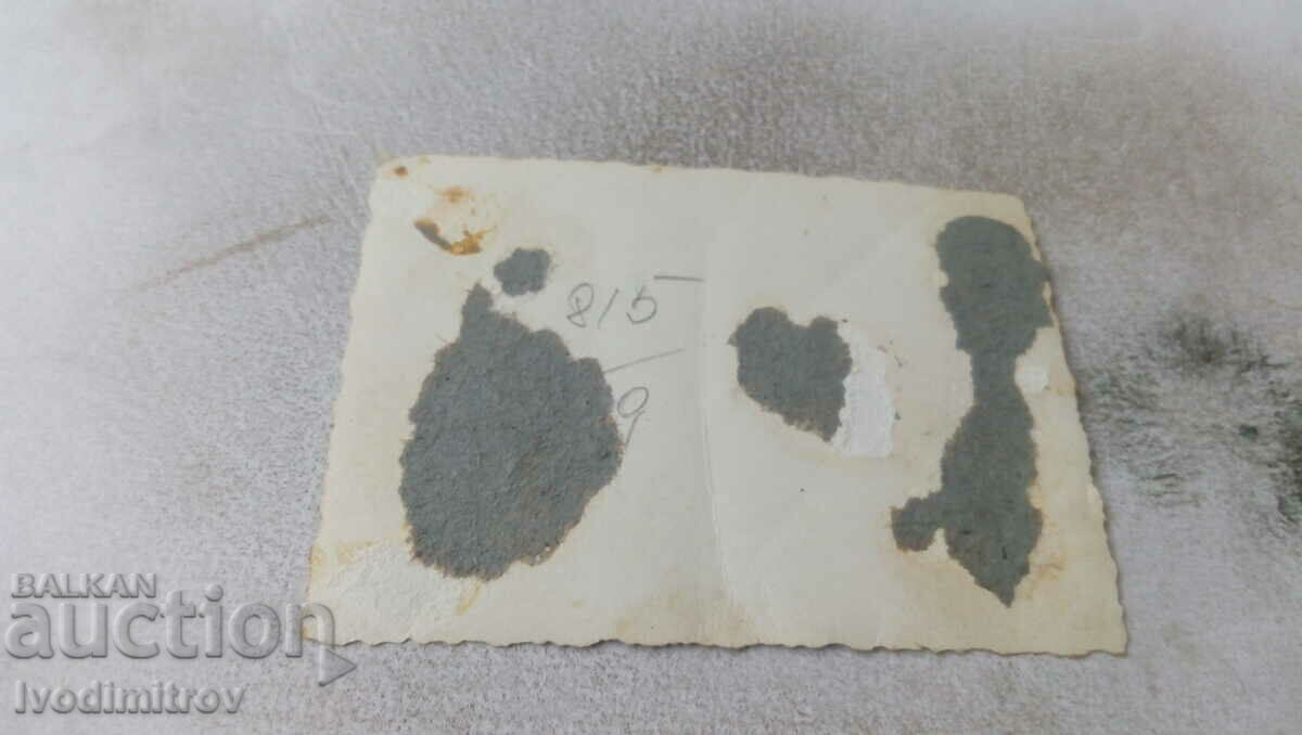 Photo Sofia A woman with a winter coat on a walk with price 2.35 BGN | € 1.20 Photo Sofia A woman with a winter coat on a walk with price 2.35 BGN | € 1.20