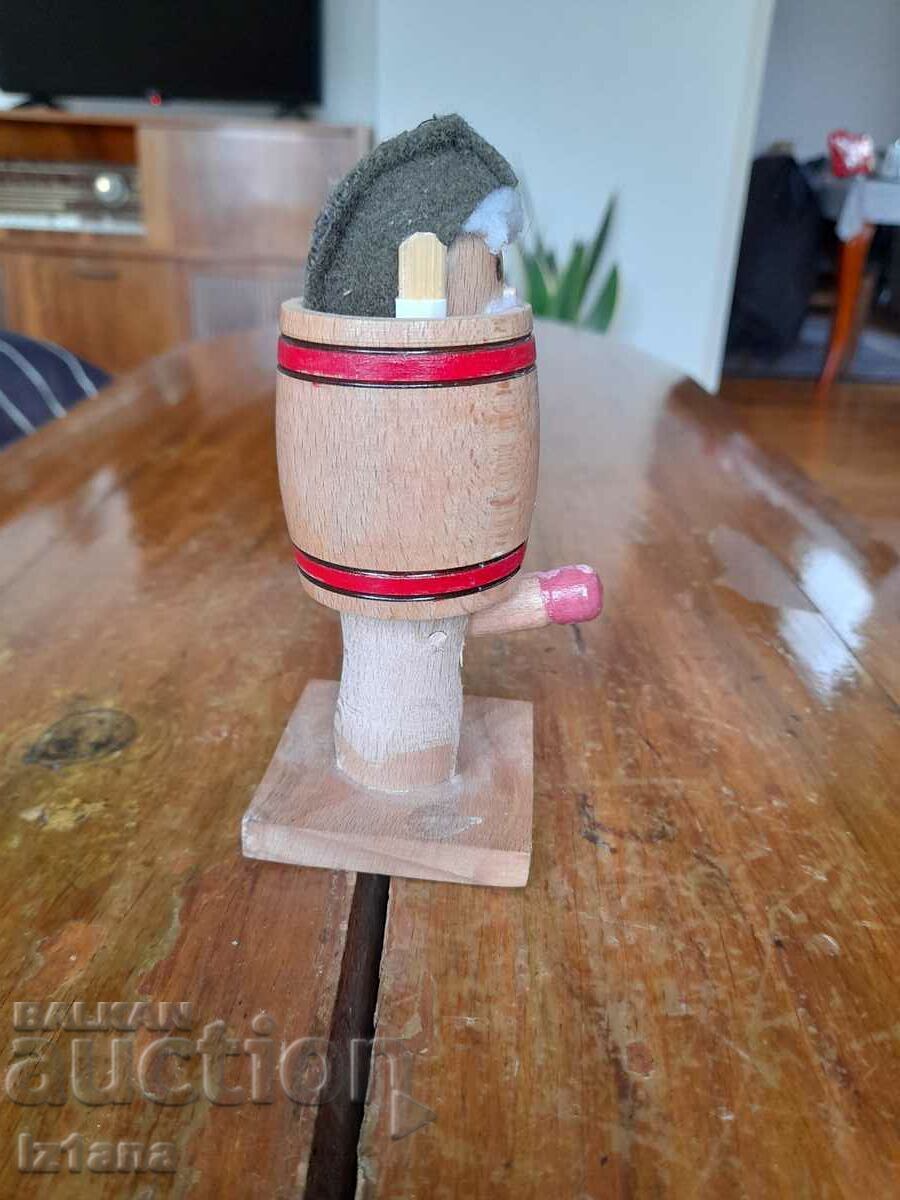 Licitație Vechi suvenir cu figurine de joker din lemn