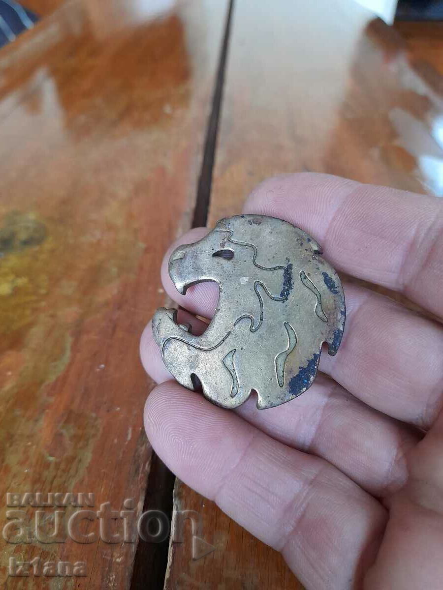 Παλαιό μεταλλικό ειδώλιο, κεφάλι λιονταριού με τιμή 11.00 BGN | € 5.62